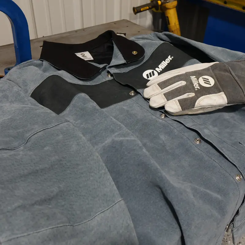Miller Split-Leather Welding Jacket – Durable Heat & Spark Resistance