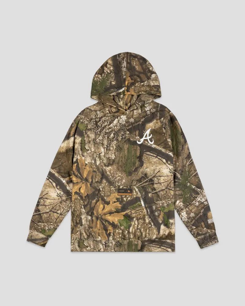 Youth Realtree APX Hoodie Featuring Atlanta Braves Logo